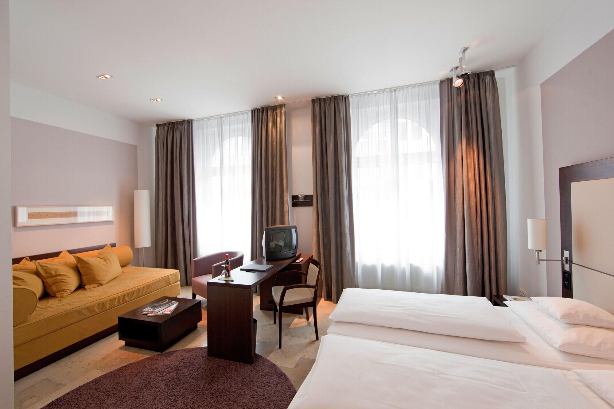 Burns Art Hotel Дюссельдорф Номер фото