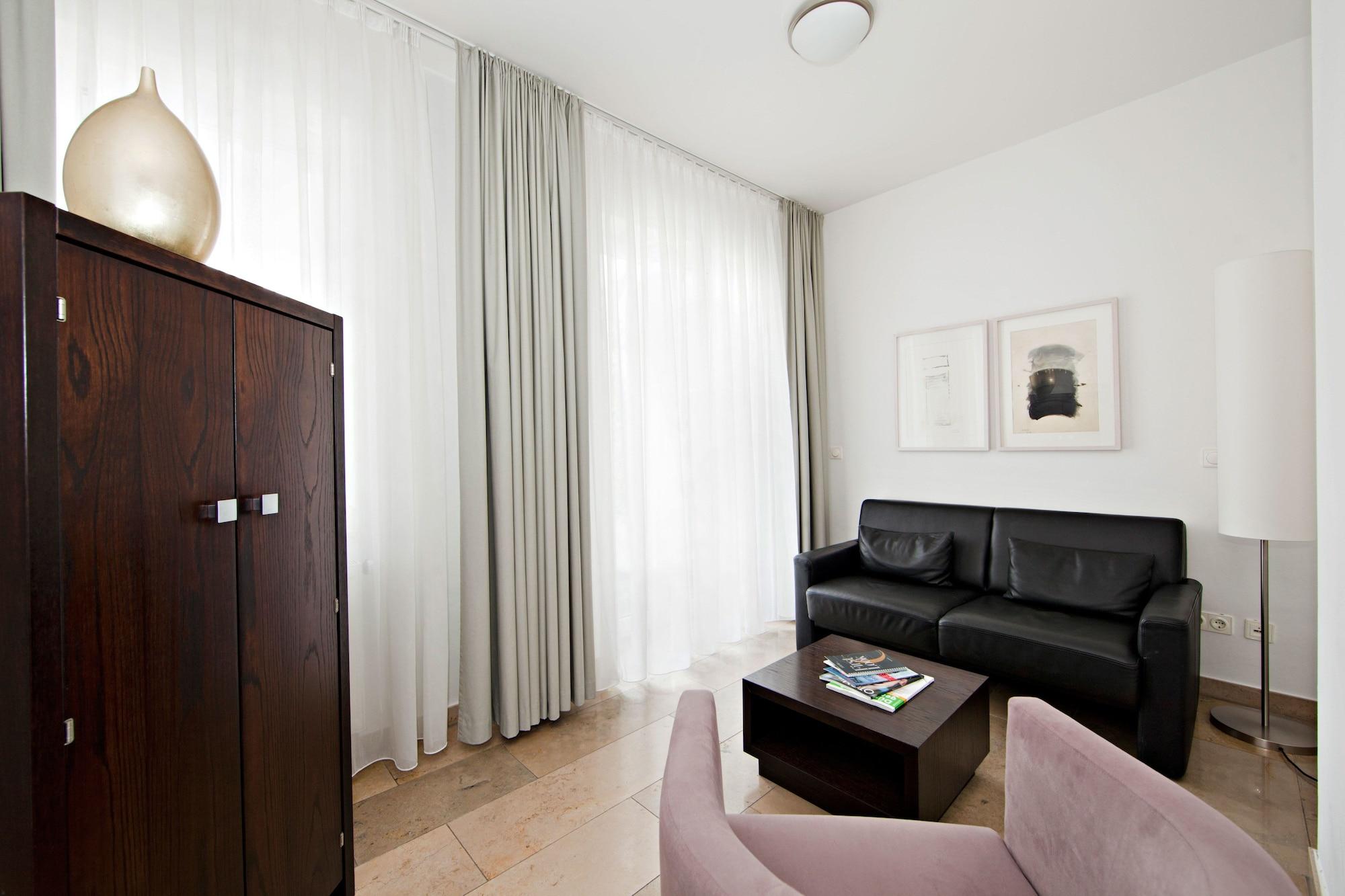 Burns Art Hotel Дюссельдорф Екстер'єр фото