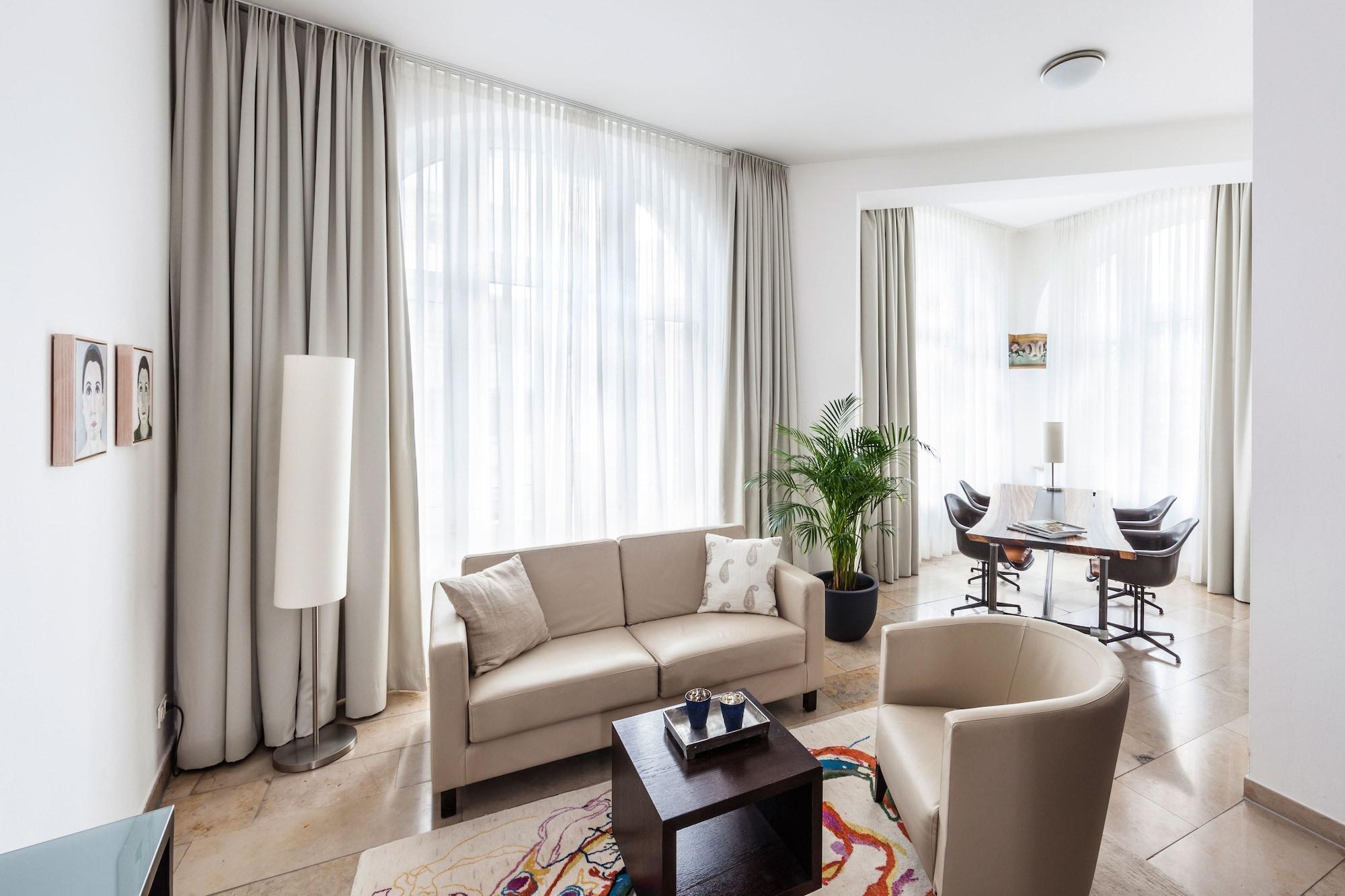 Burns Art Hotel Дюссельдорф Екстер'єр фото